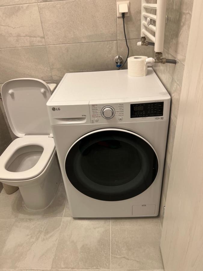 بوخارست Sweety Relaxing Apartment No 135 المظهر الخارجي الصورة